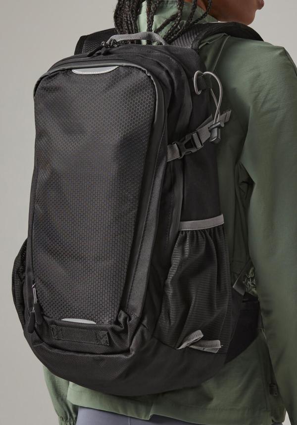 FR 02030 - SLX 20 Litre Daypack FR 02030 - SLX 20 Litre Daypack