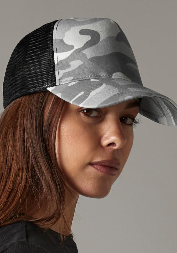 FR 02369 - Camo Snapback Trucker