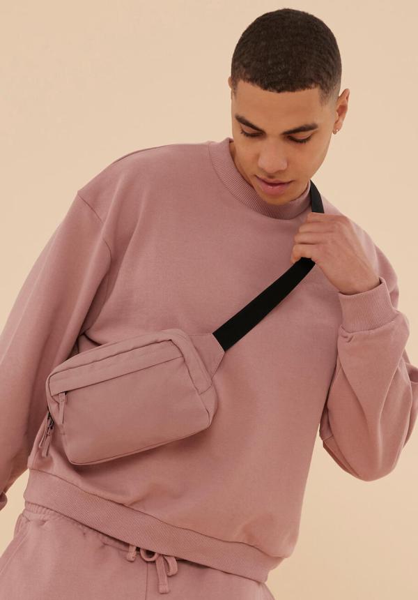 FR 30729 - EveryWear Cross Body Bag