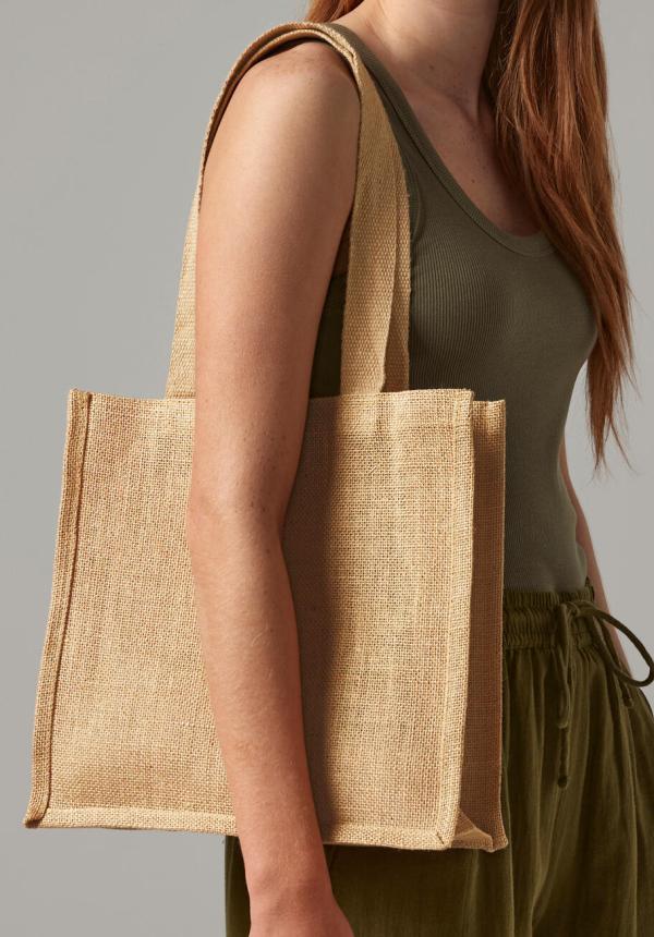 FR 60628 - Jute Compact Tote