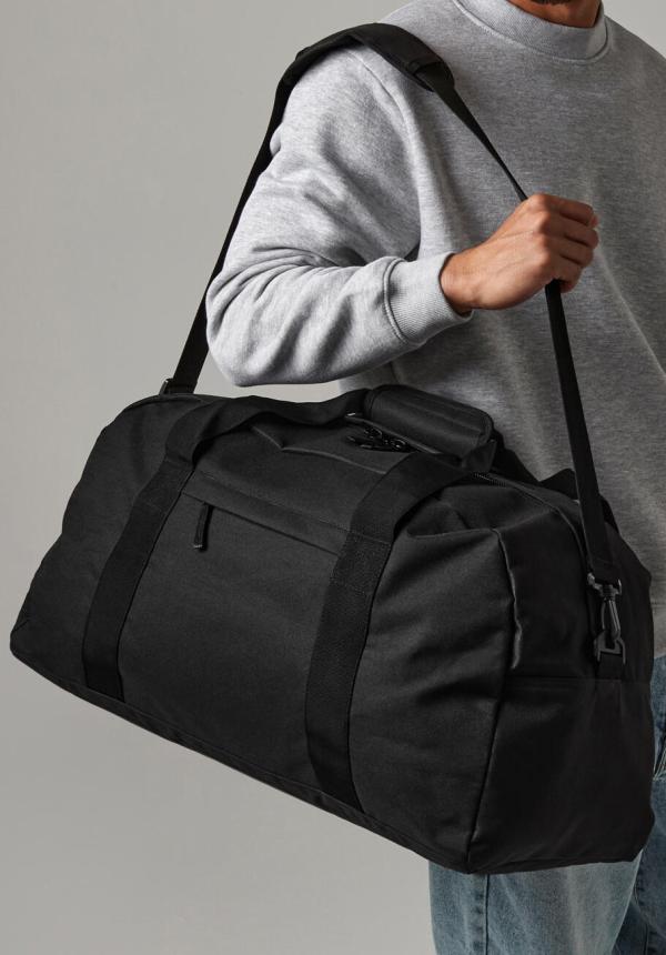 FR 67729 - Classic Holdall
