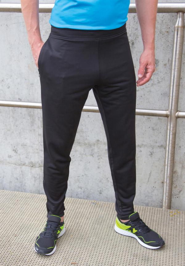 FR 93433 - Slim Fit Jogger