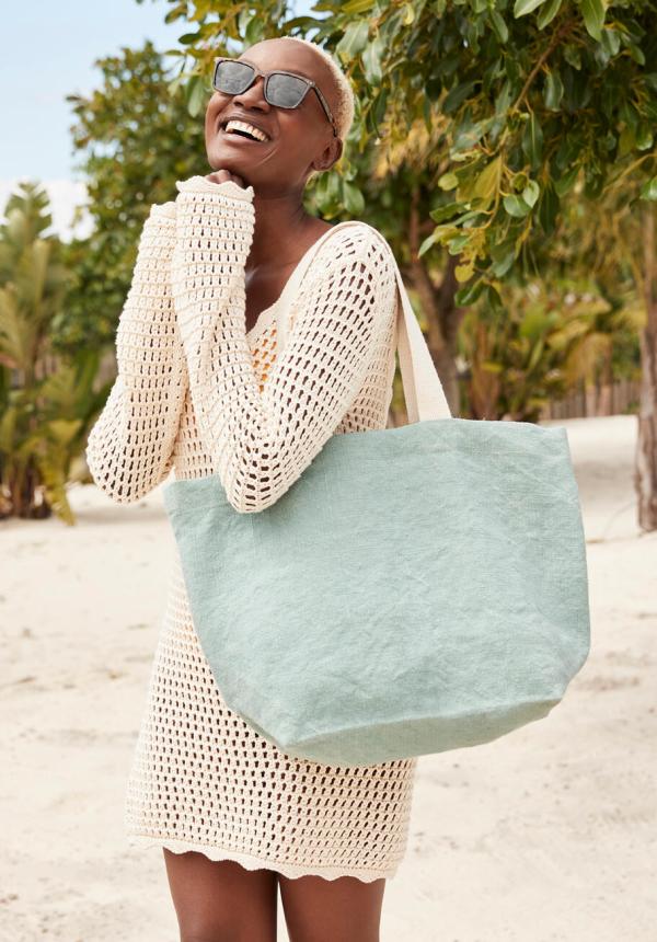 FR 93628 - Soft Washed Jute Beach Bag FR 93628 - Soft Washed Jute Beach Bag