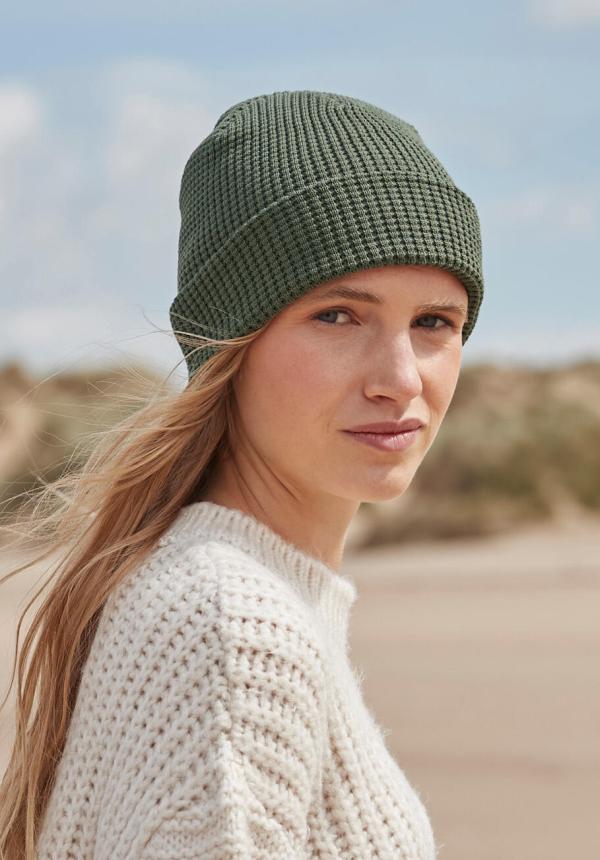 FR 95269 - Organic Cotton Waffle Beanie