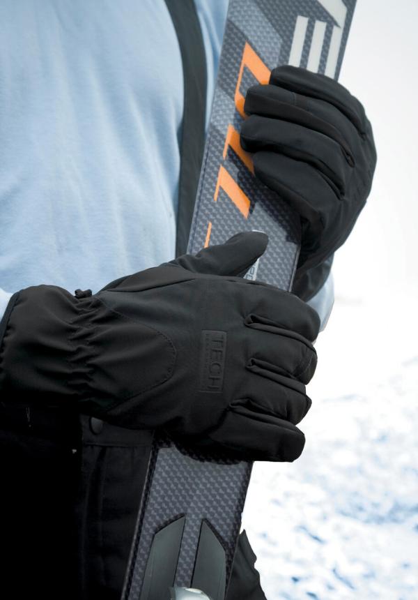 FR 03433 - Tech Performance Sport Glove FR 03433 - Tech Performance Sport Glove
