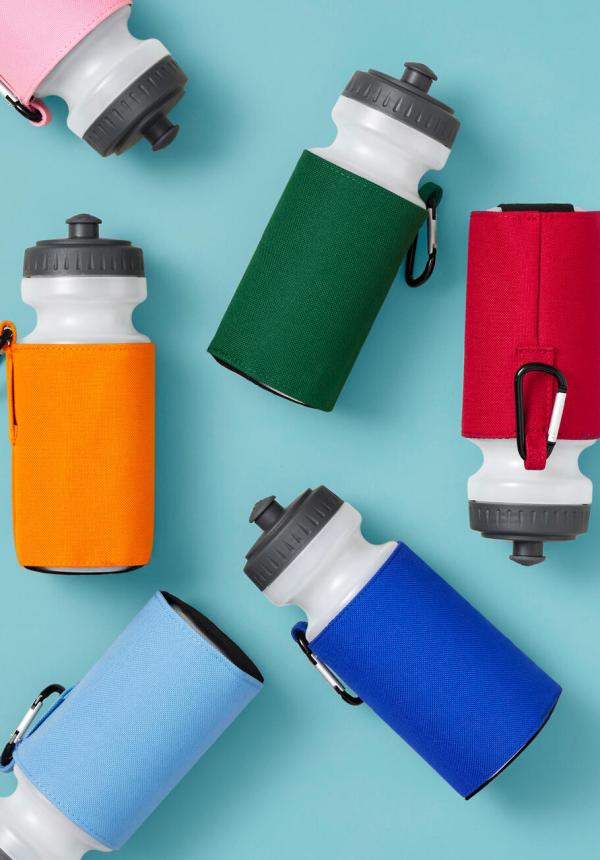 FR 04630 - Water Bottle And Holder FR 04630 - Water Bottle And Holder