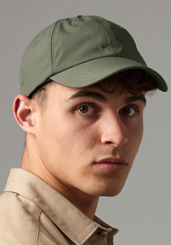 FR 06569 - Outdoor 6 Panel Cap
