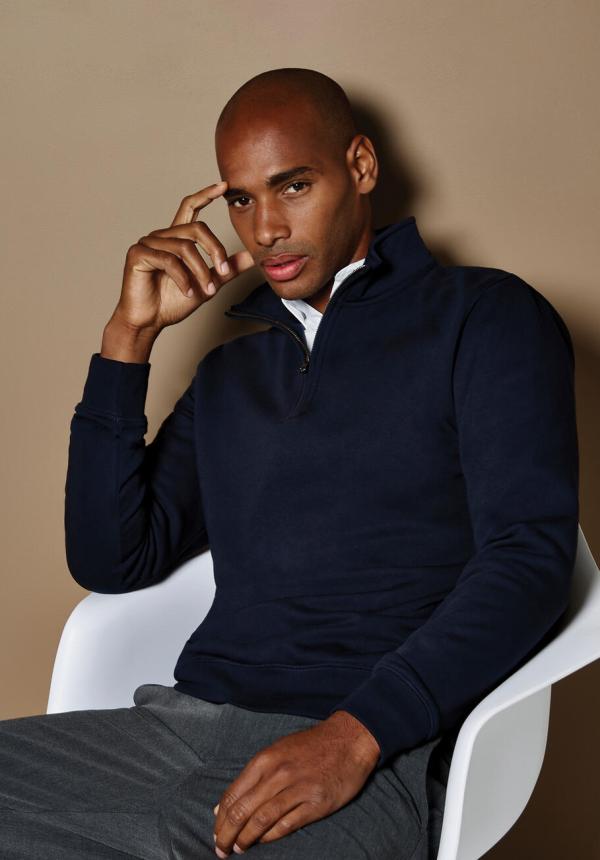FR 21111 - Regular Fit 1/4 Zip Sweatshirt