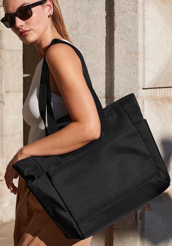 FR 31229 - Simplicity Tote FR 31229 - Simplicity Tote