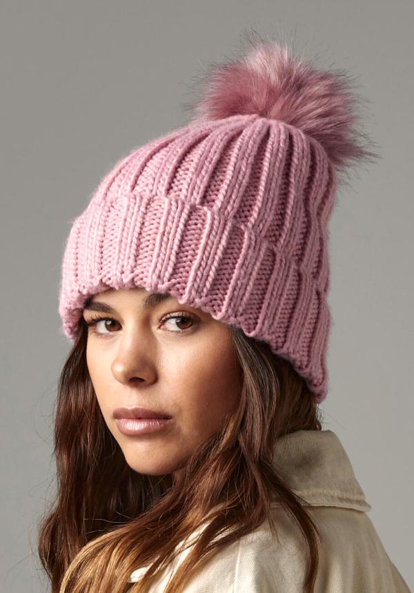 FR 38869 - Verbier Fur Pop Pom Chunky Beanie