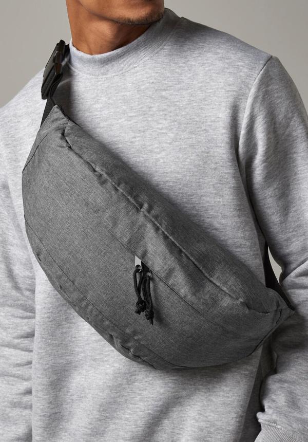 FR 90429 - Oversized Across Body Bag FR 90429 - Oversized Across Body Bag