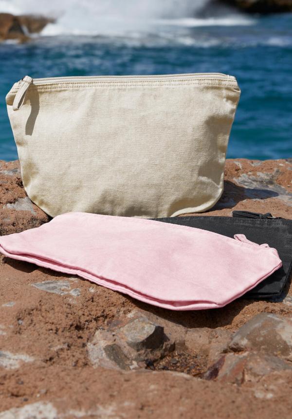 FR 94828 - Garment Dyed Accessory Bag